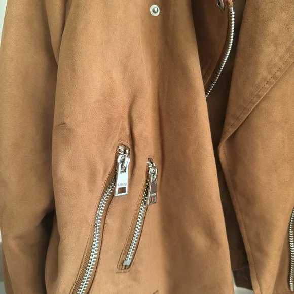 Levi's Women's Suede-Look Moto Jacket in Cognac Brown - Picture 3 of 4
